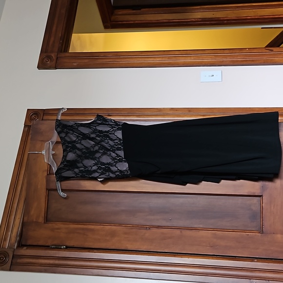 American Living dress - Picture 2 of 3